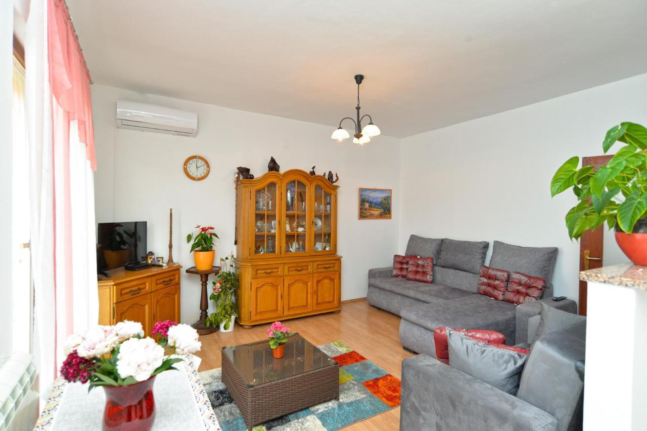 House Smiljana 2059 Villa Воднян Екстериор снимка